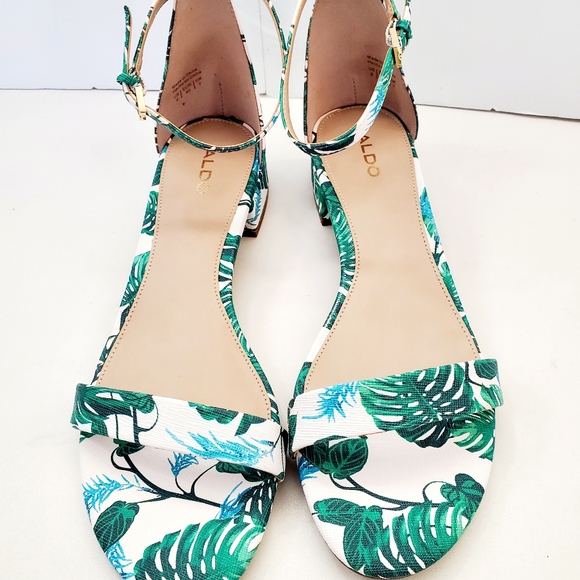 Aldo Angela Green and White Tropical Print Sandals Size 9 - Picture 3 of 11
